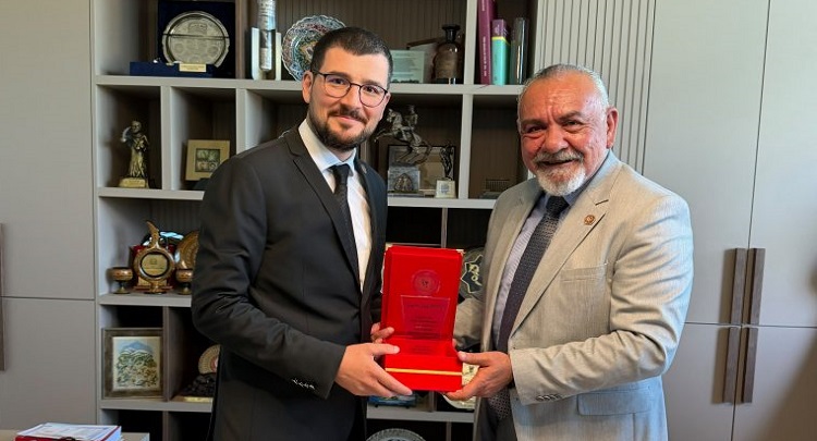 Ordu’da Bayrak Değişimi