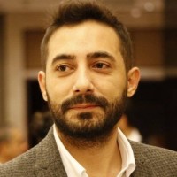 İlaç Dışıyla Başlar, İlaçla Biter